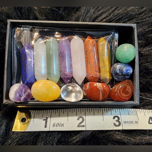 14 Piece Chakra Kit/Healing Stones Set Natural Therapy Meditation - Picture 3 of 5